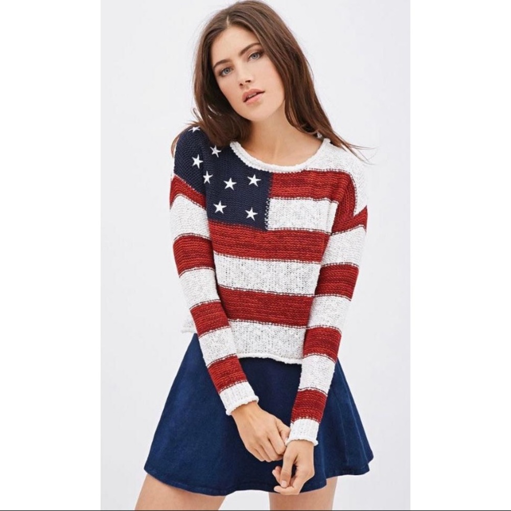 🇺🇸 FOURTH OF JULY Forever 21 Cropped Sweater